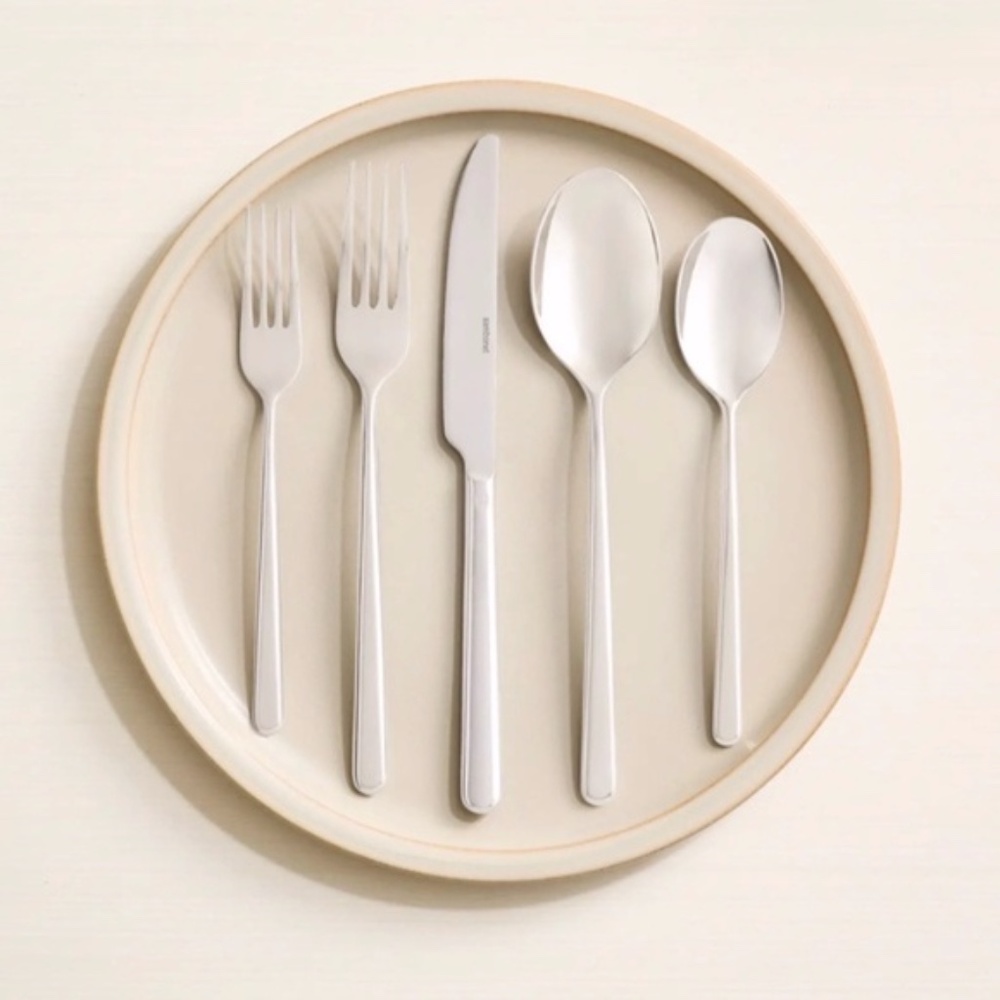 New! Quince x Sambonet Gia Minimalist 20 Piece Flatware Set - Picture 9 of 9